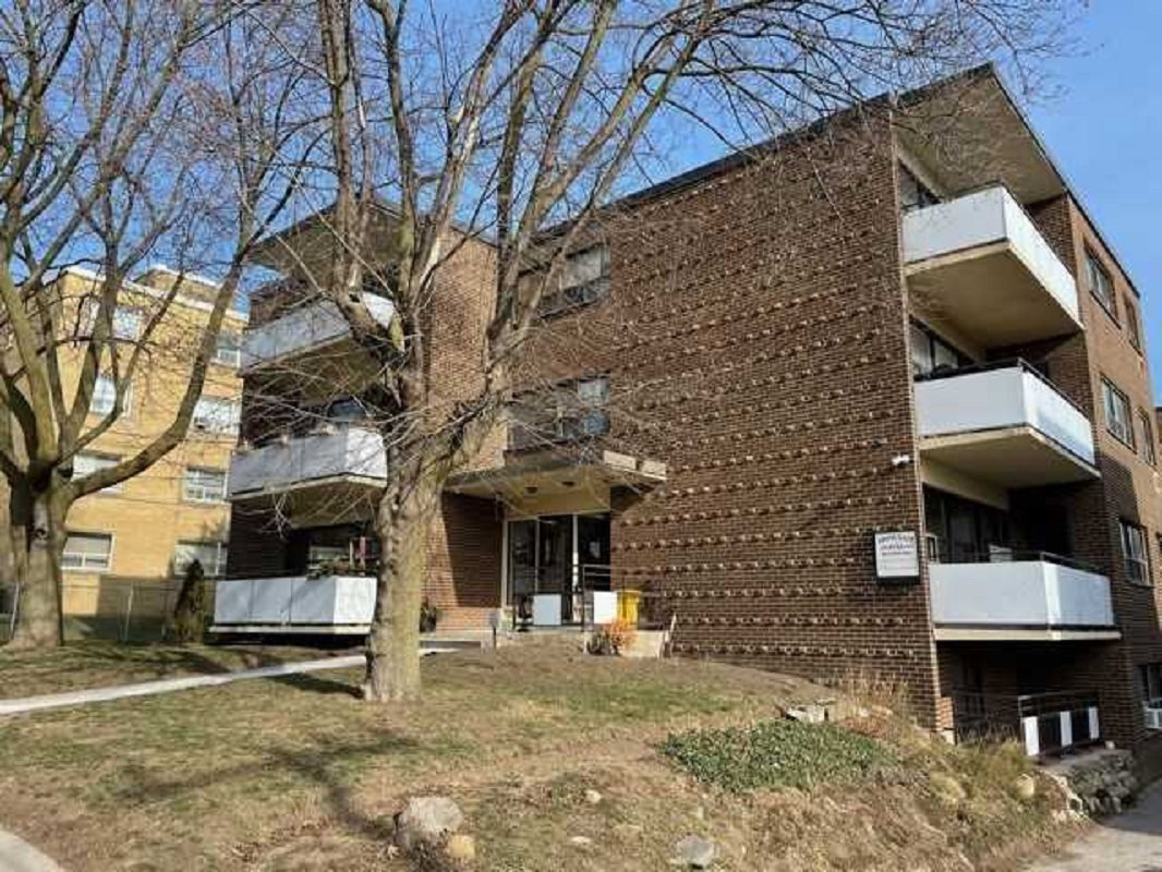 159 Stephen Drive condo