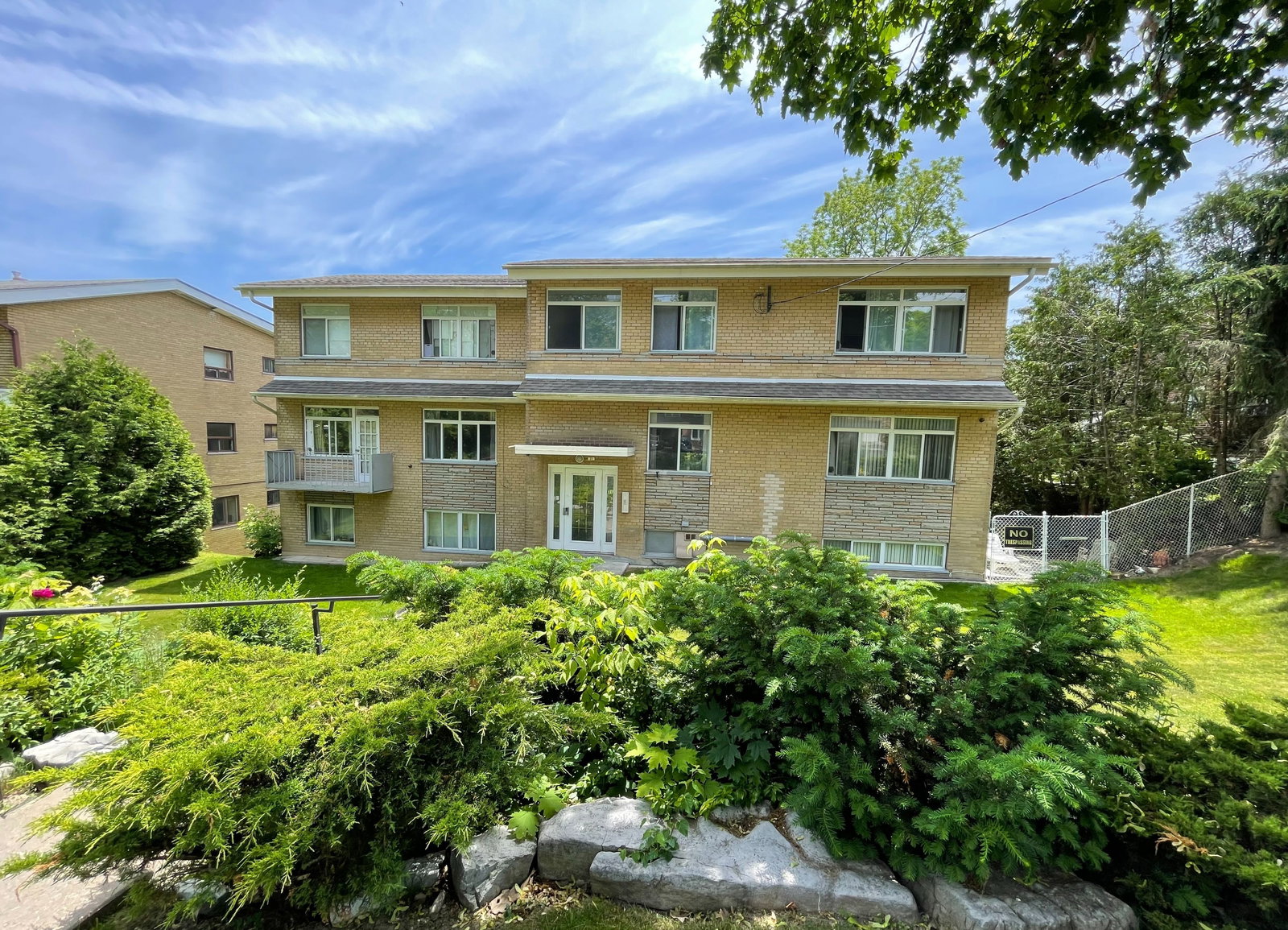 31 Cannon Road condo building exterior