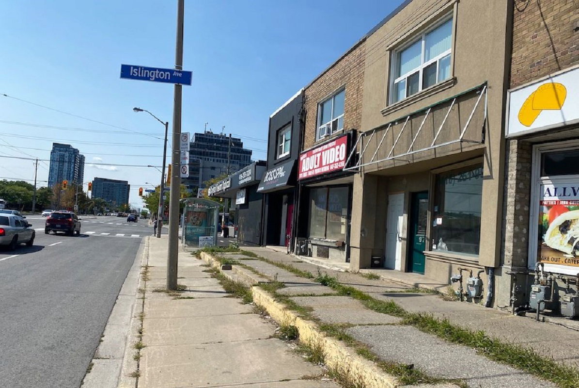 978a The Queensway Avenue condo building exterior