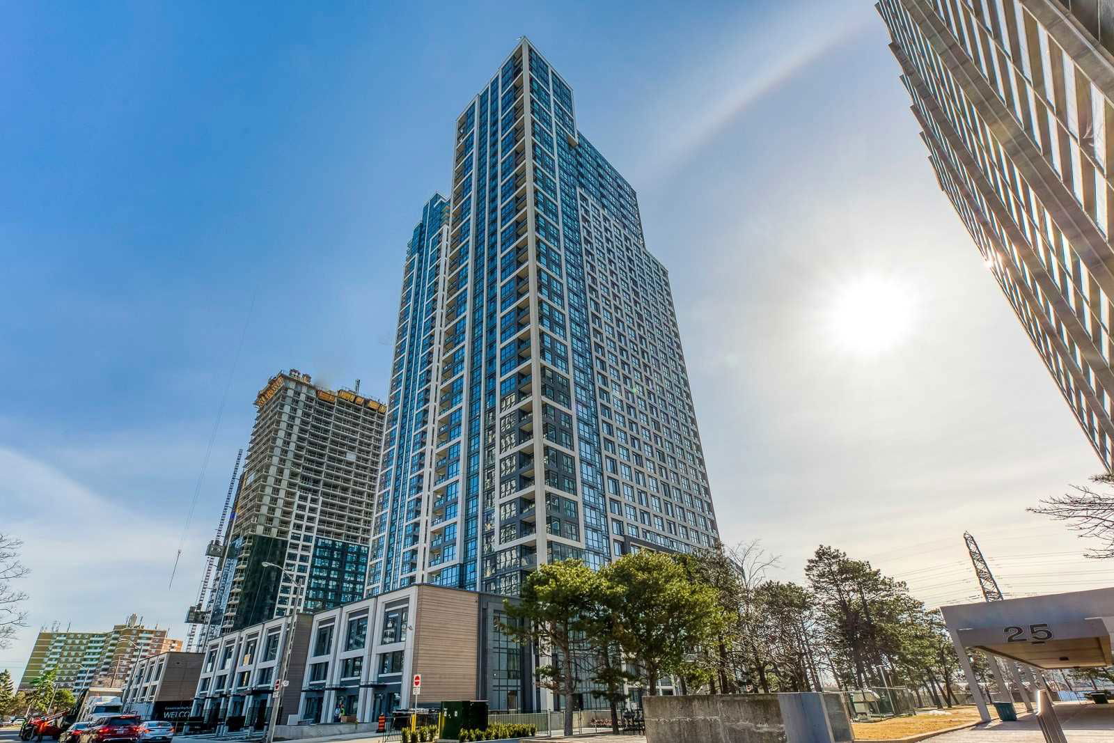 Bloorvista at Islington Terrace condo