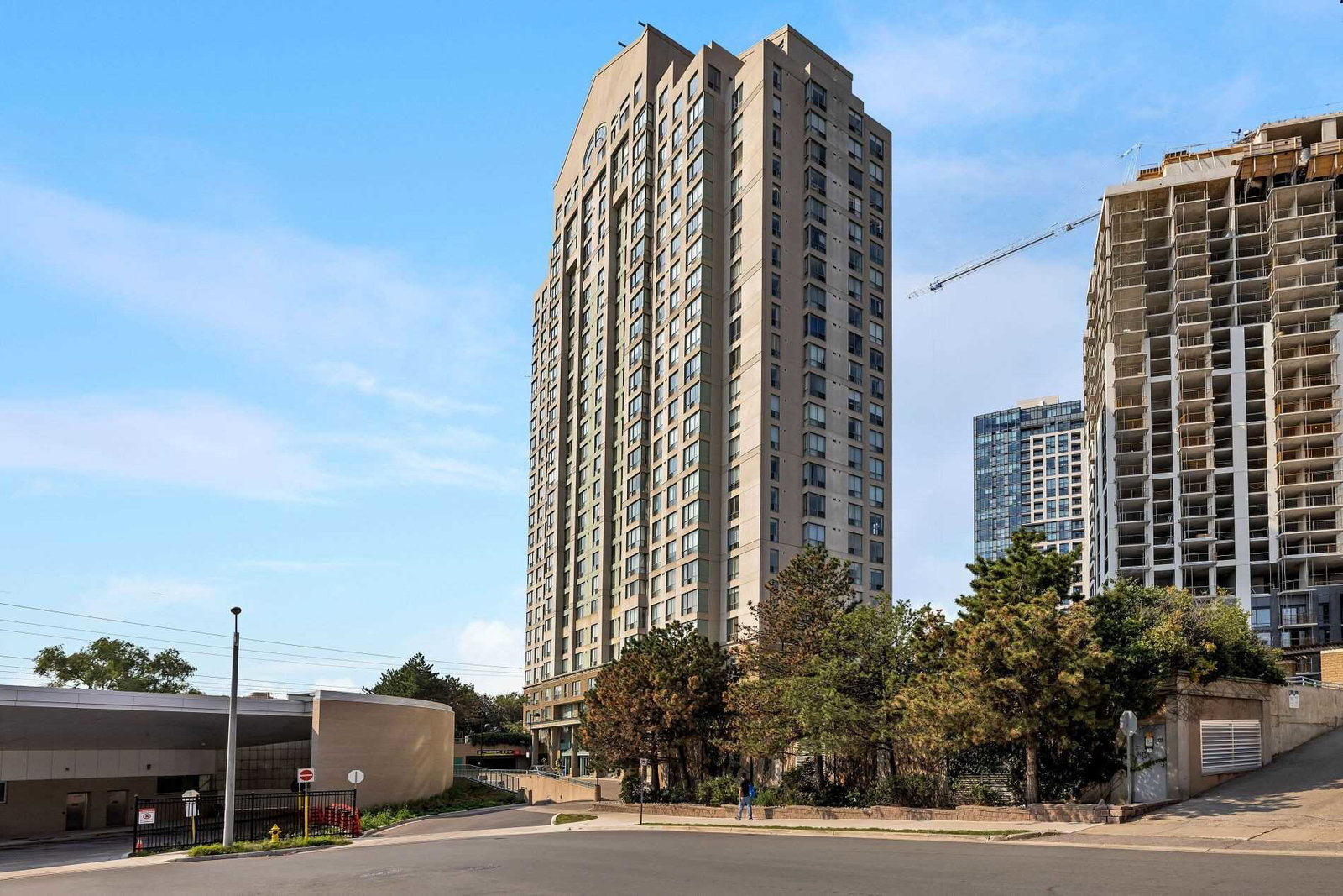 The Residences at Kingsgate exterior