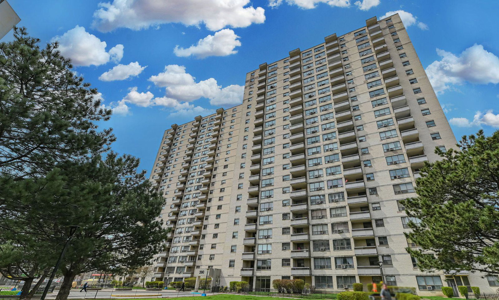 370 Dixon Condos condo