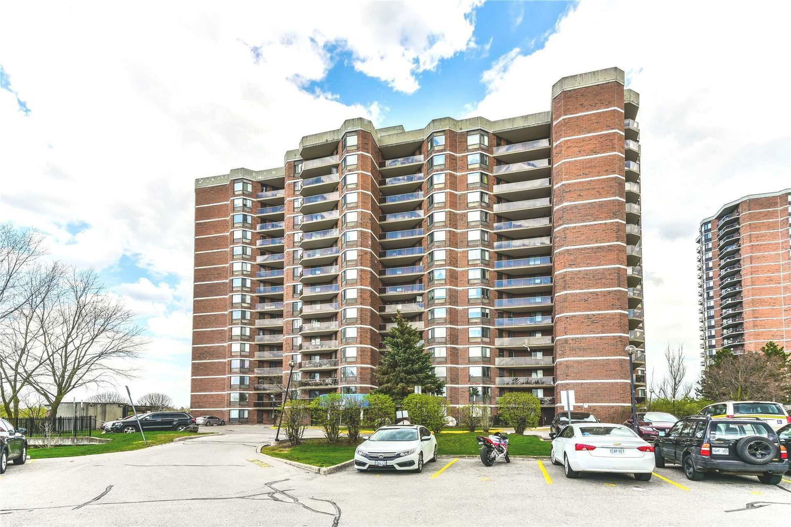 238 Albion Road Condos exterior