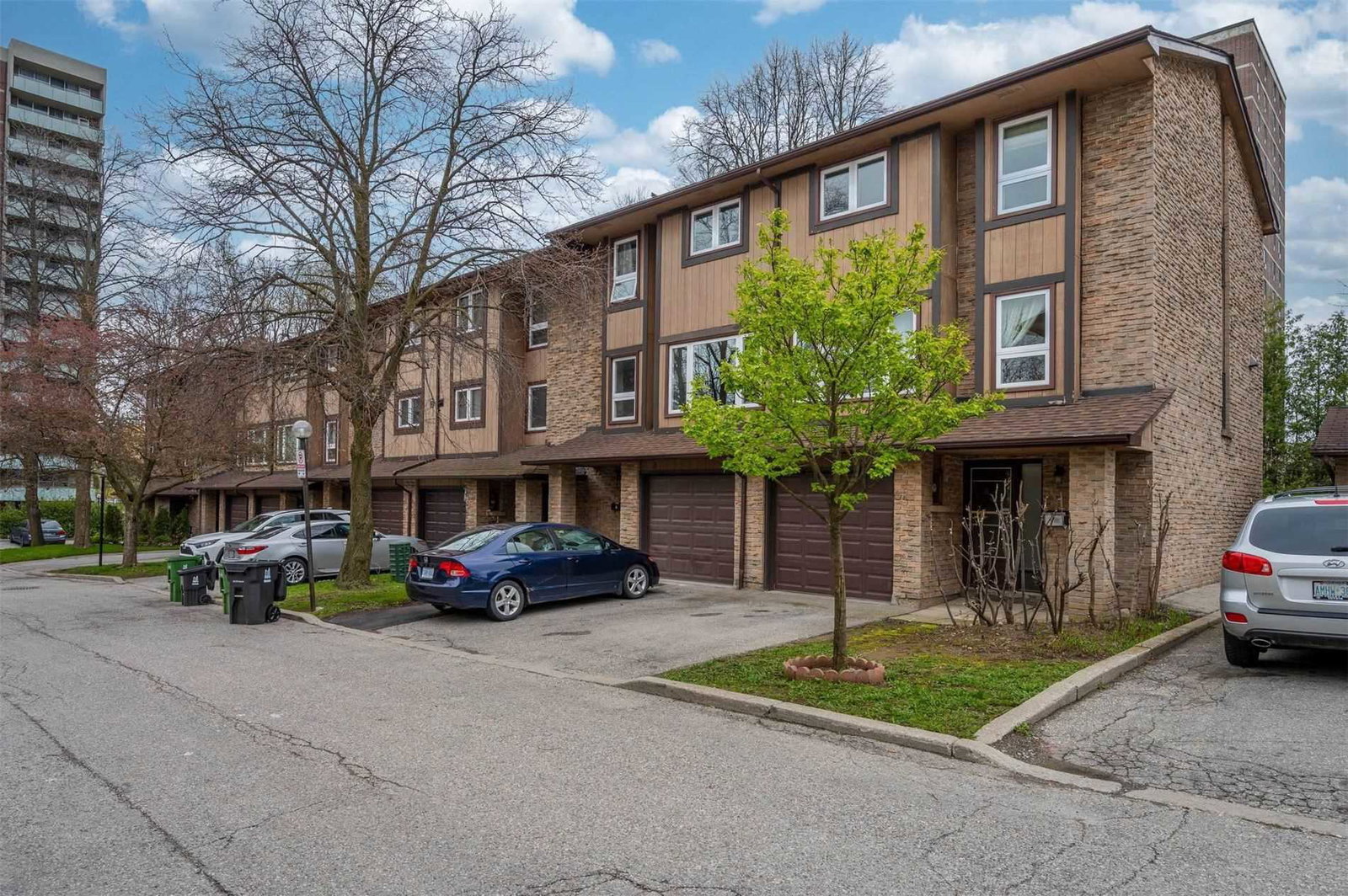2359 Birchmount Townhouses exterior