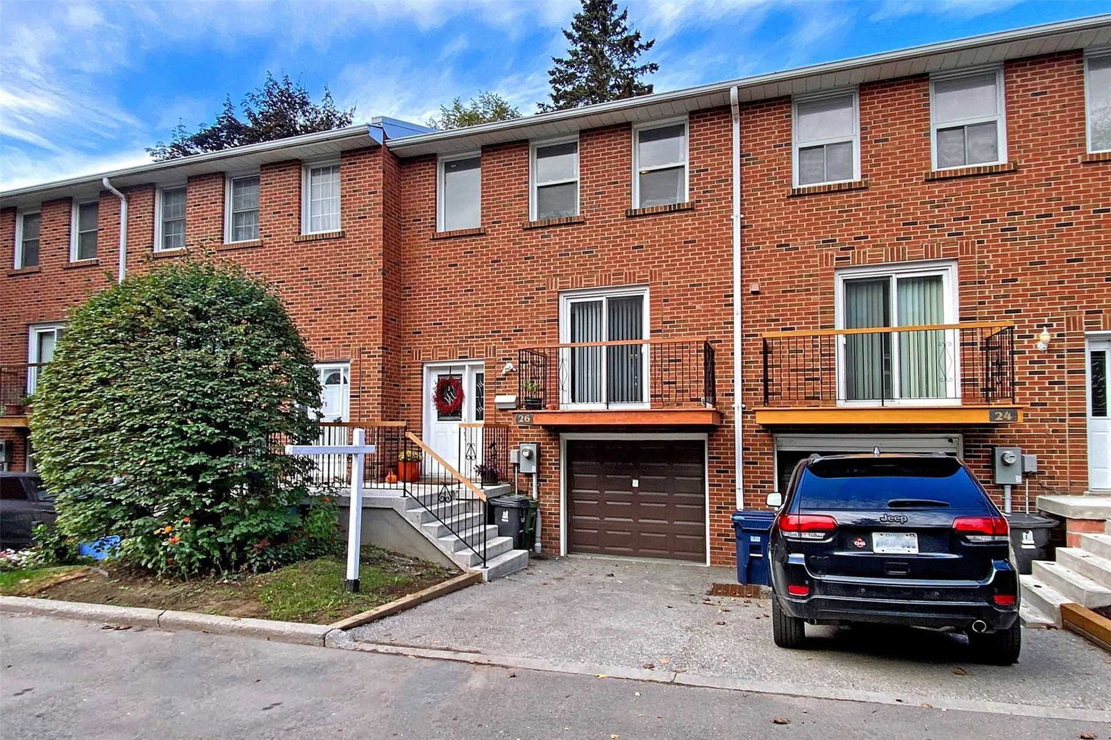  25 Black Hawkway Townhouses condo