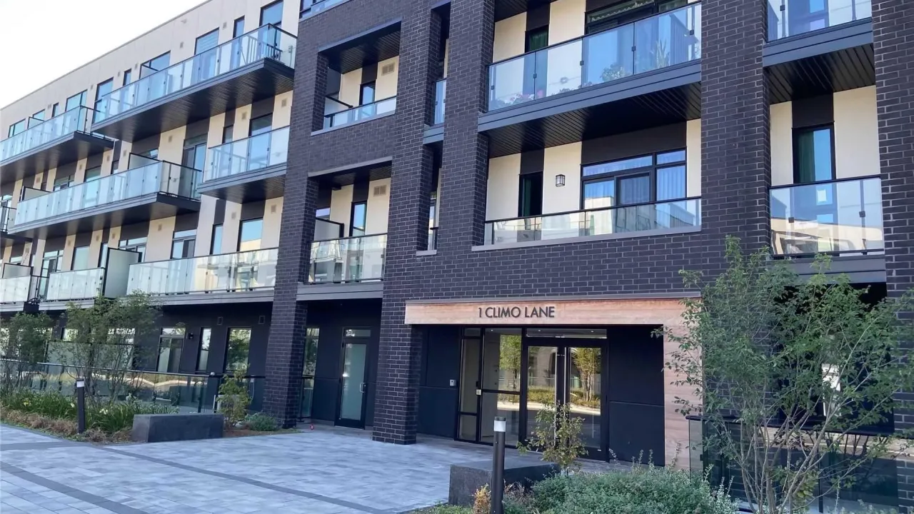 Union Condos exterior
