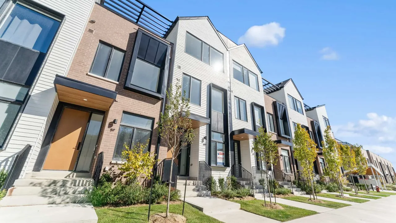 Brightwater Towns exterior