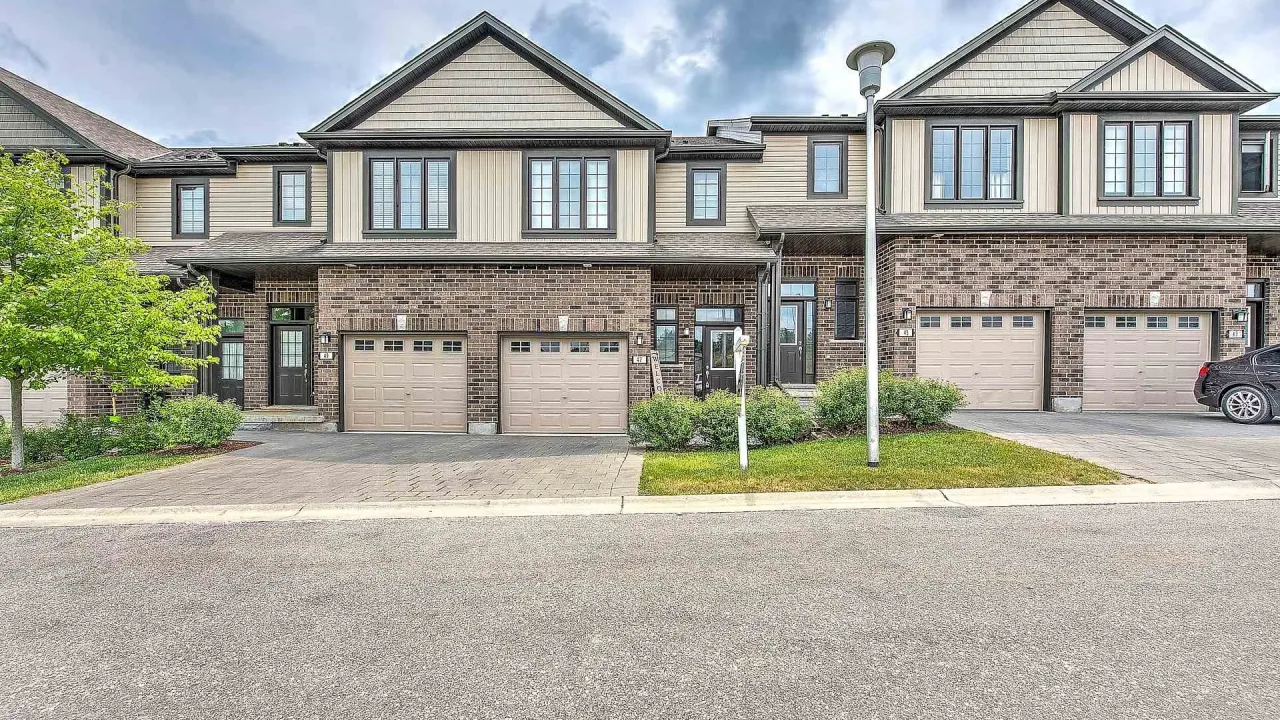 Ten Oaks exterior