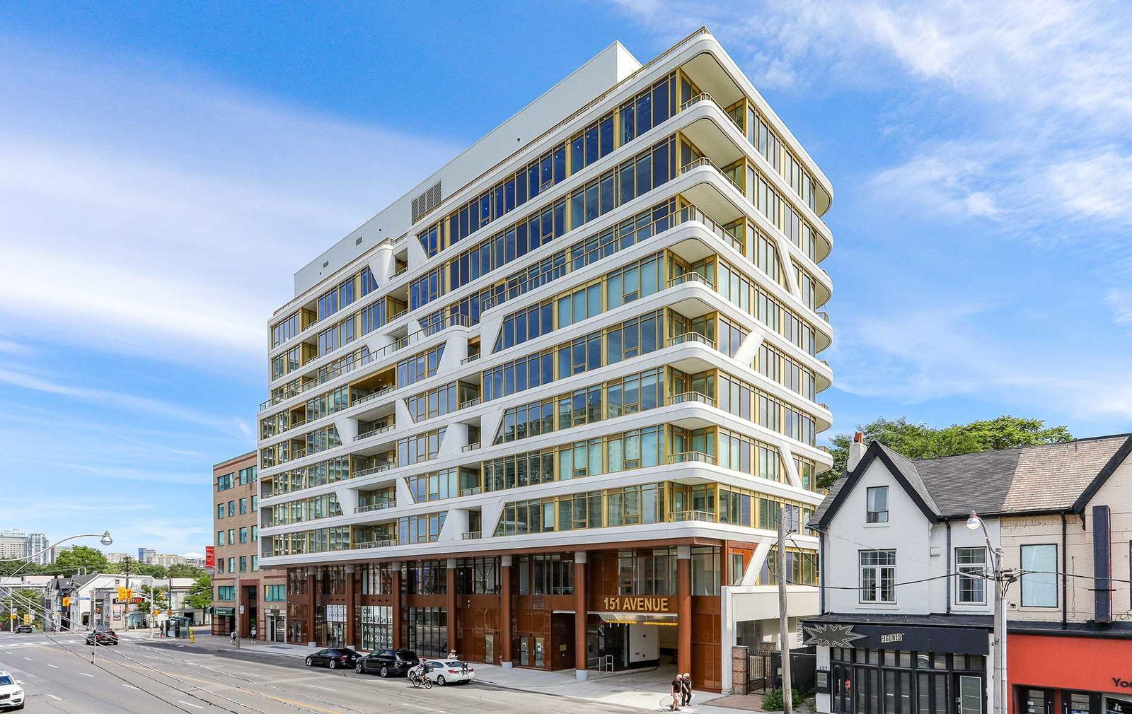 Avenue 151 Yorkville exterior