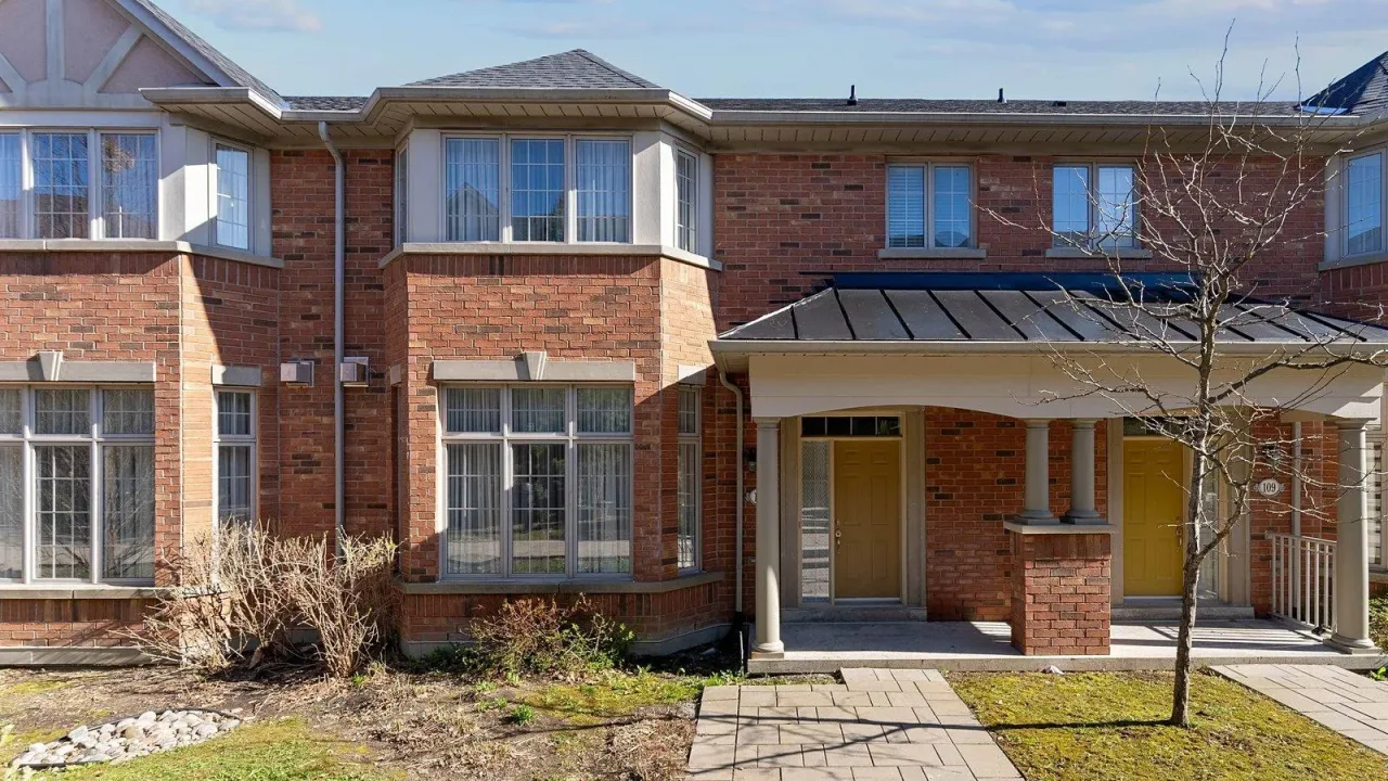 Del Property Management exterior