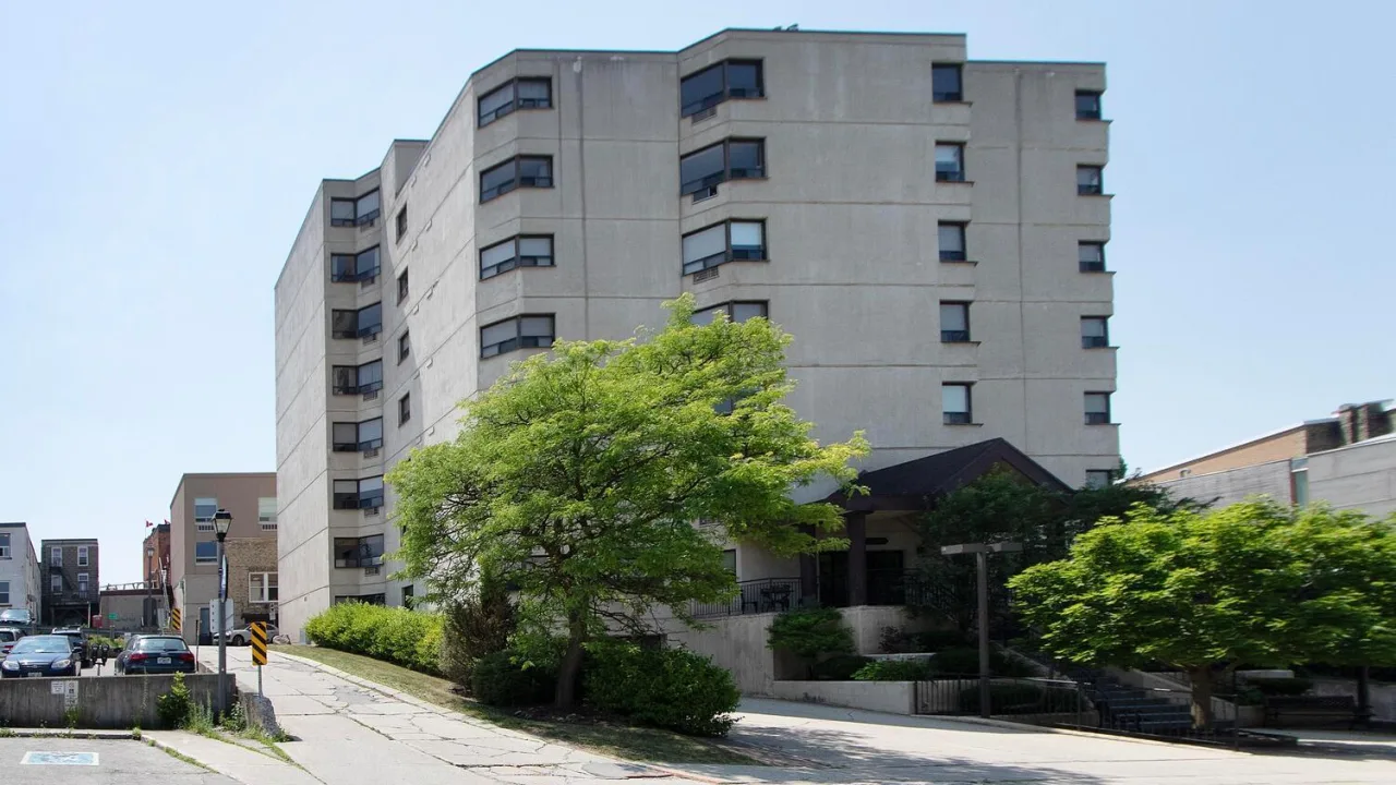 VICTORIA TOWERS exterior