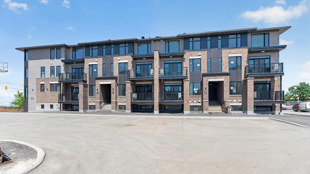 Southview on Bank exterior
