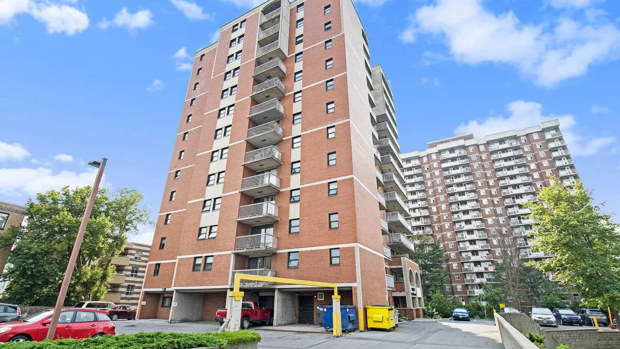 Ohio Towers exterior