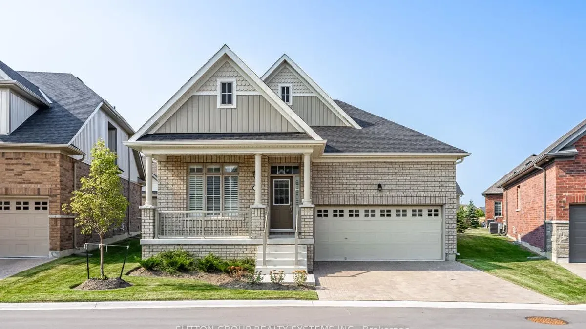 The Villages of Rosedale condo building exterior