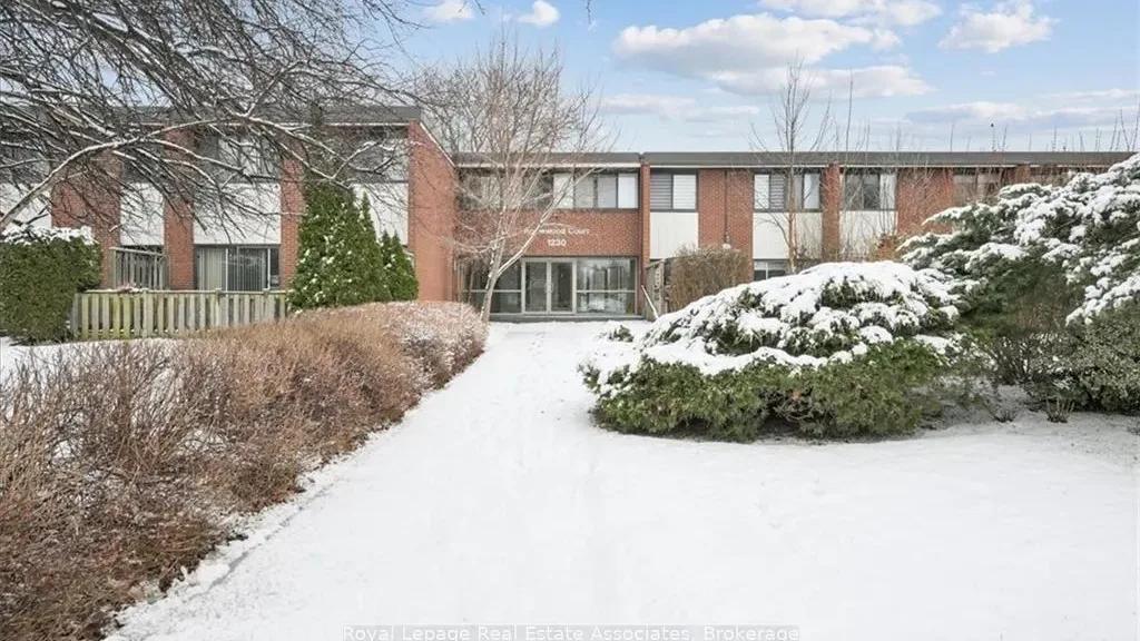 Applewood Court condo building exterior