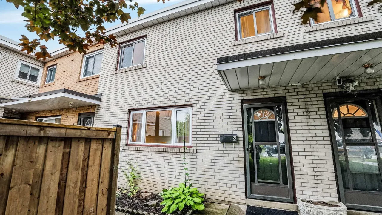 ROYAL PROPERTY MANAGEMENT condo building exterior