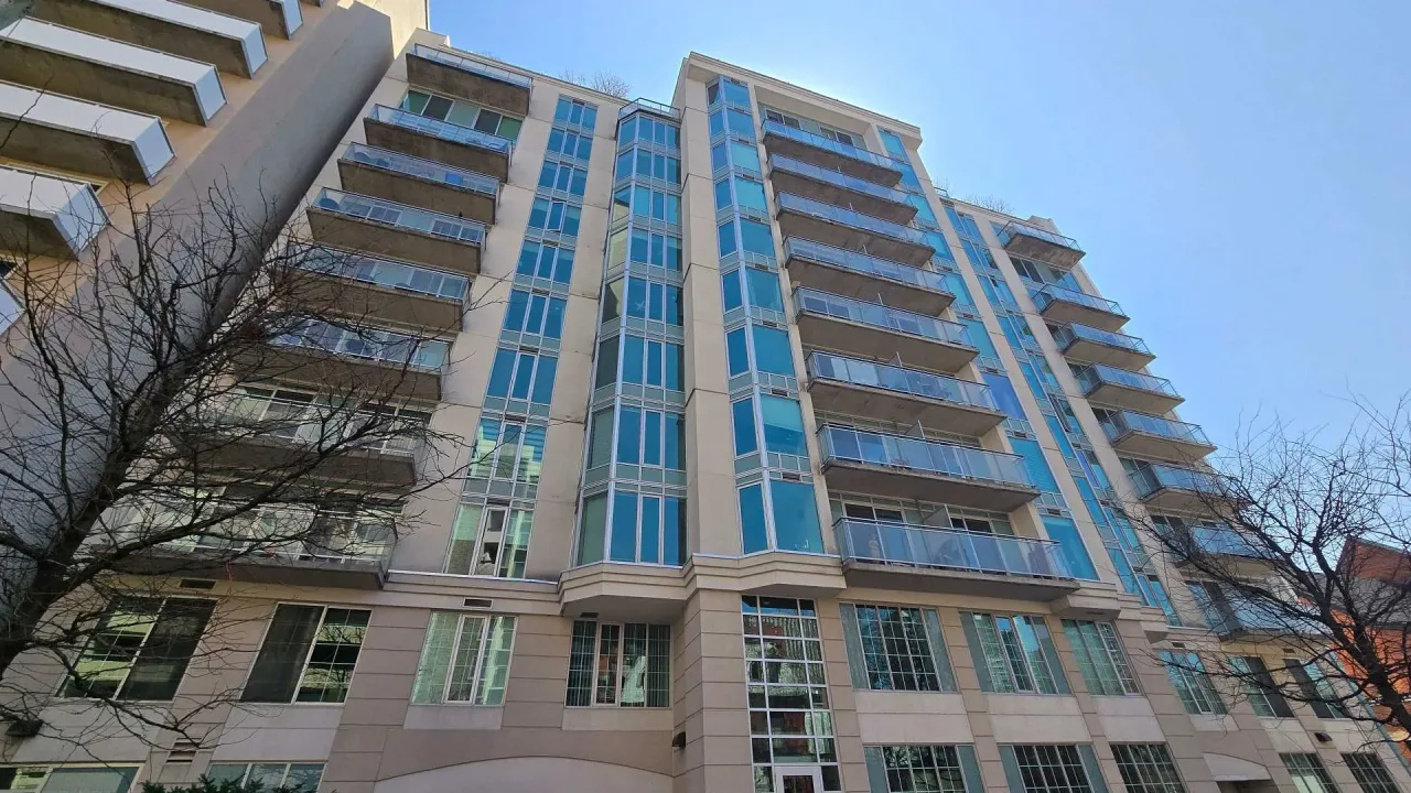 Somerset Gardens exterior