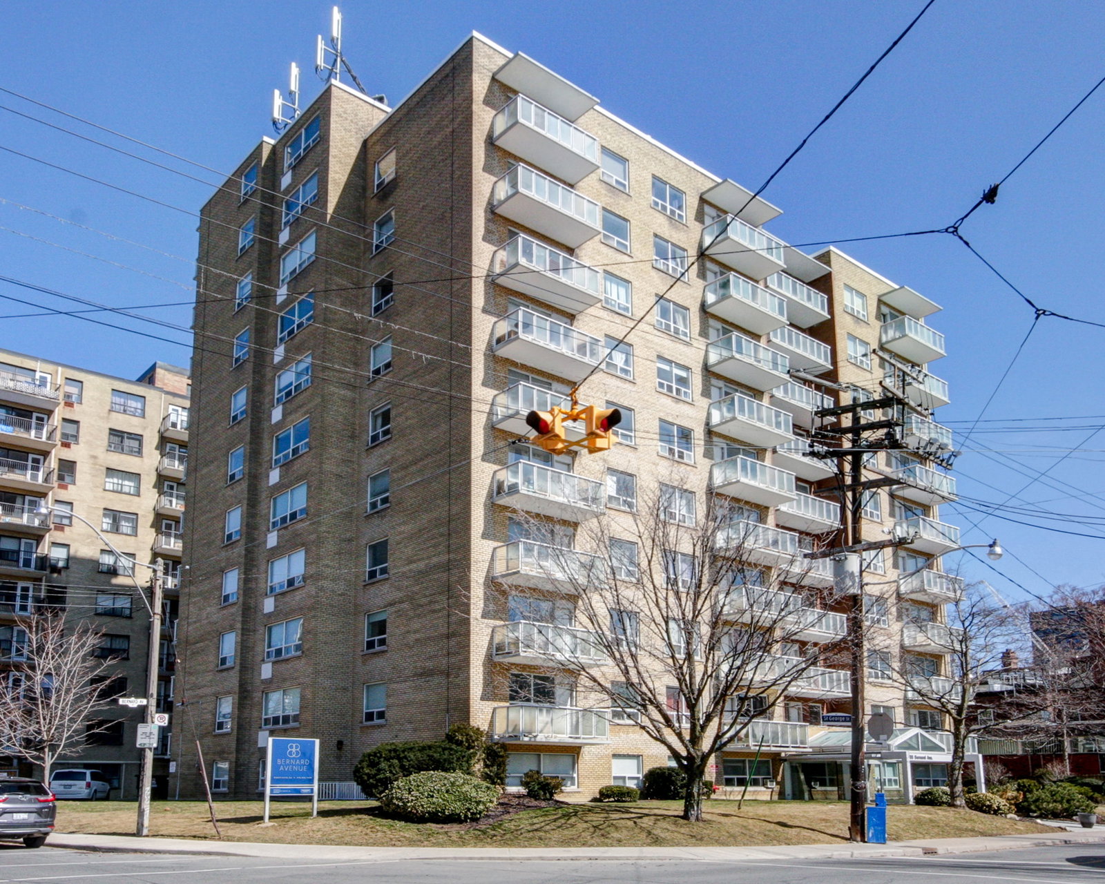 88 Bernard Avenue exterior