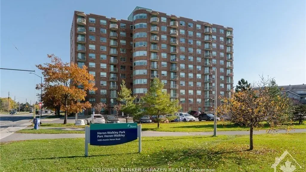 Alta Vista Court exterior