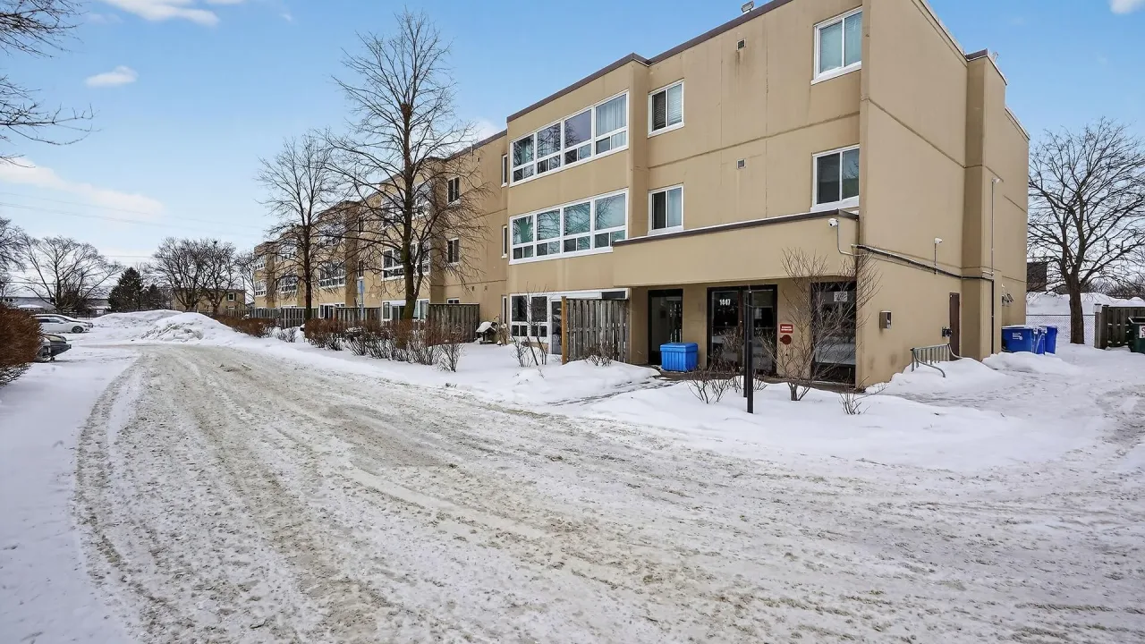 Huron Garden exterior