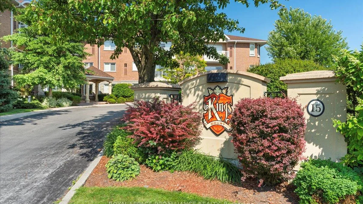 Kings Court condo building exterior