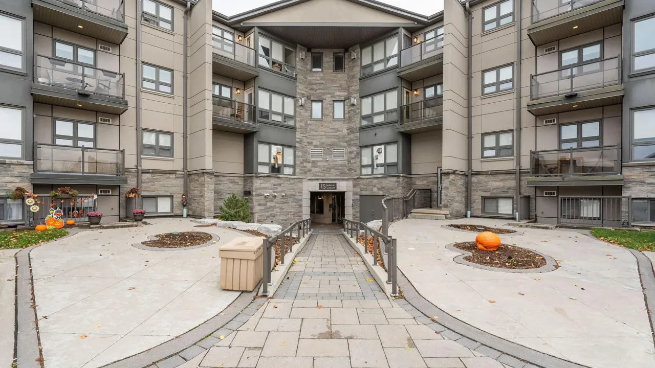 MAISONVILLE GARDENS exterior