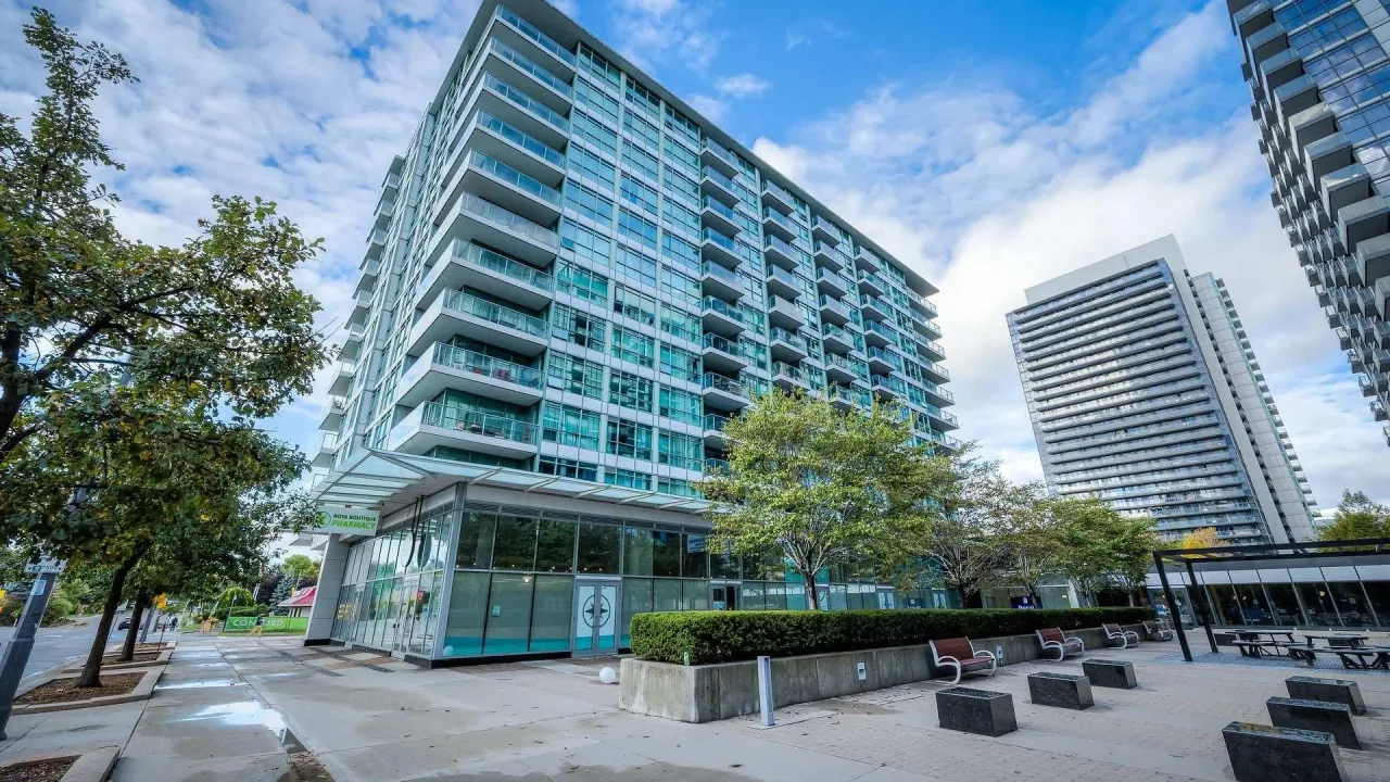 Discovery II at Concord Park Place condo building exterior
