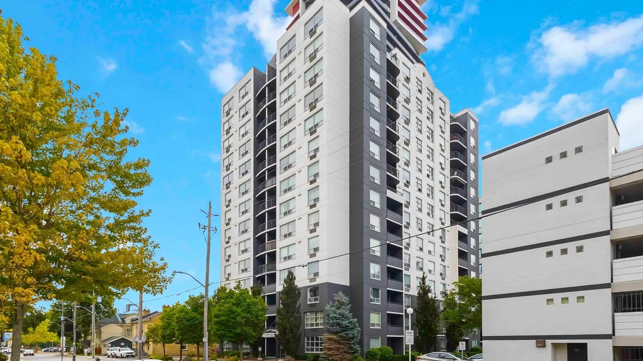 155 Kent exterior