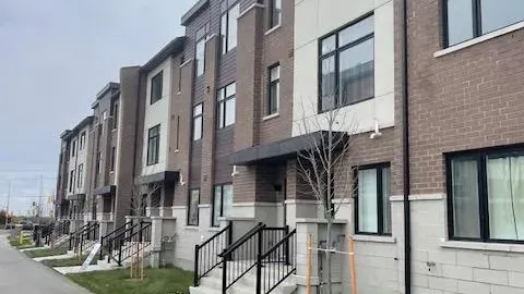 Park District Towns exterior