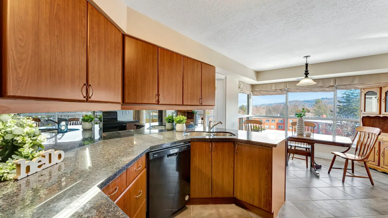 Valley View Condominium exterior