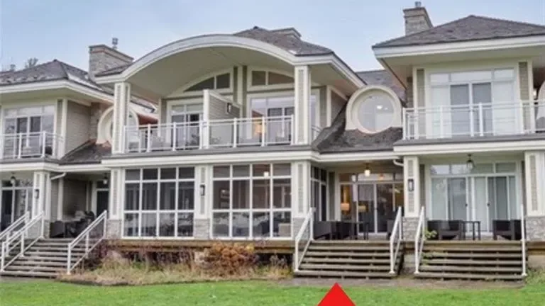 The Grand Muskokan condo building exterior