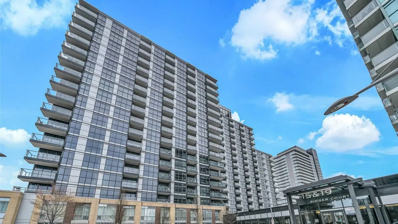 Discovery II at Concord Park Place exterior