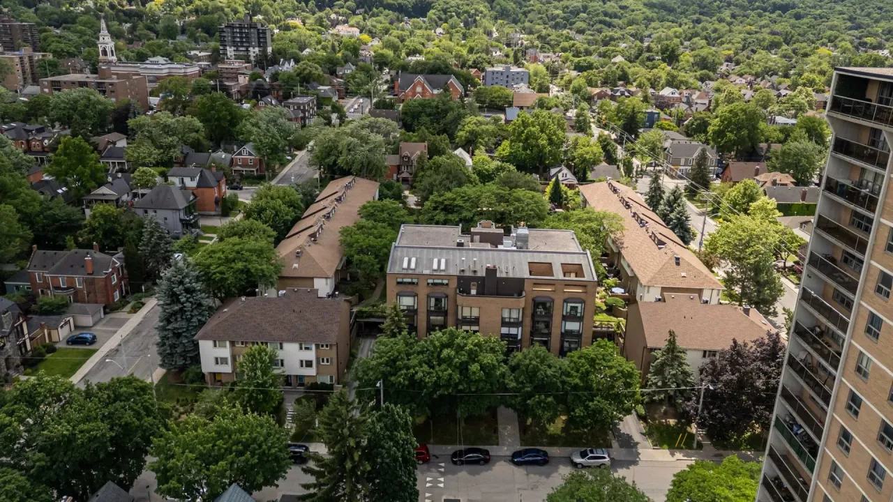 The Diamond Greenway Condos exterior