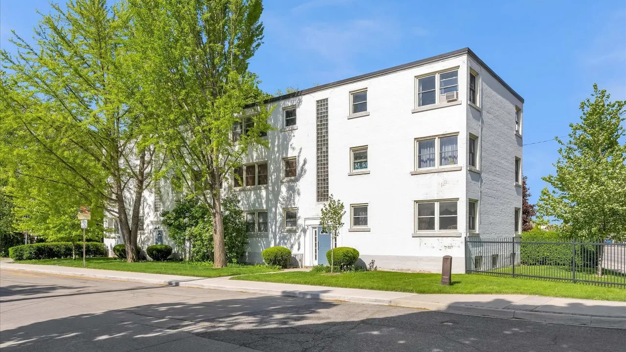 LANEDALE COOPERATIVE APARTMENTS LIMITED exterior
