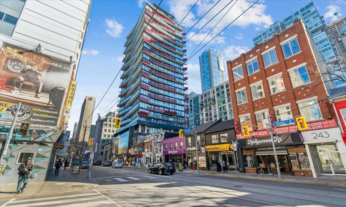 Smart House Condos exterior