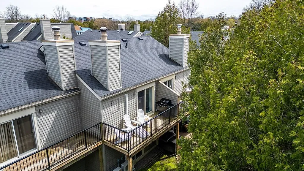 Cranberry exterior