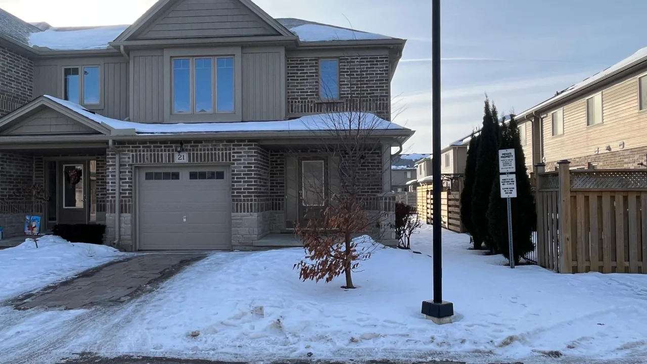 Fanshawe Ridge condo building exterior
