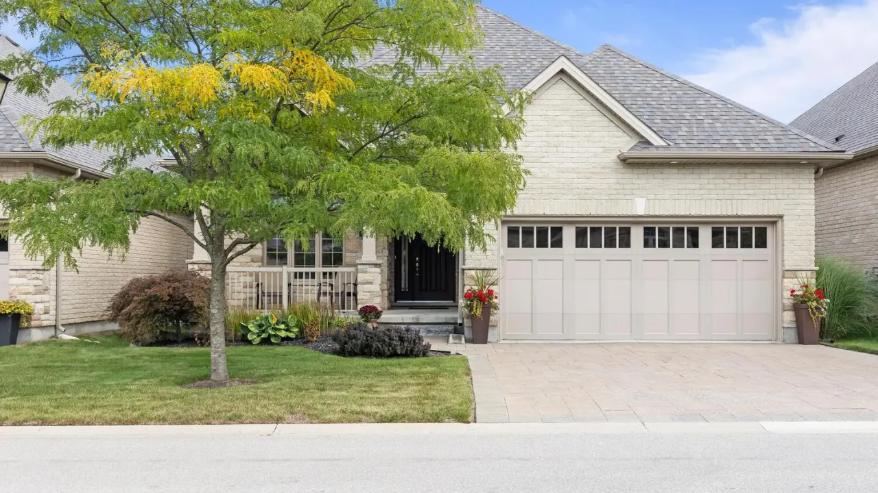 Stonebridge Estates condo building exterior