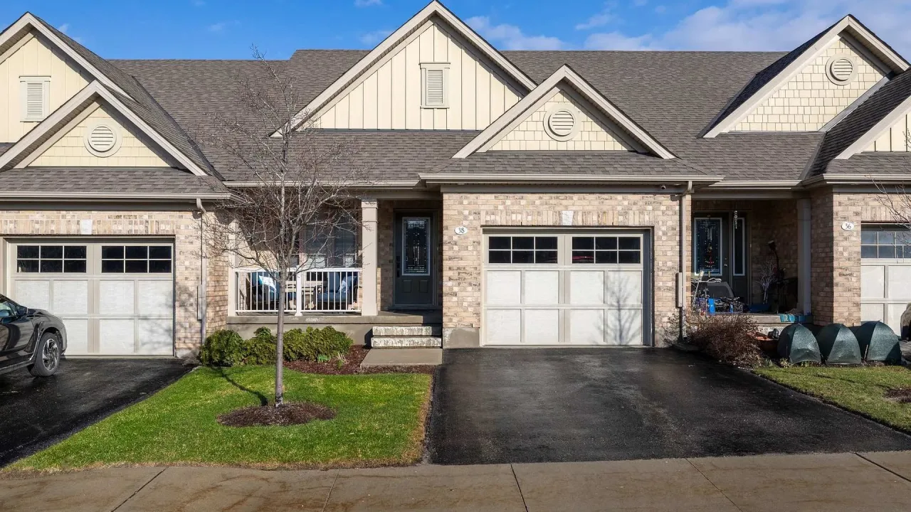 Noble Ridge exterior