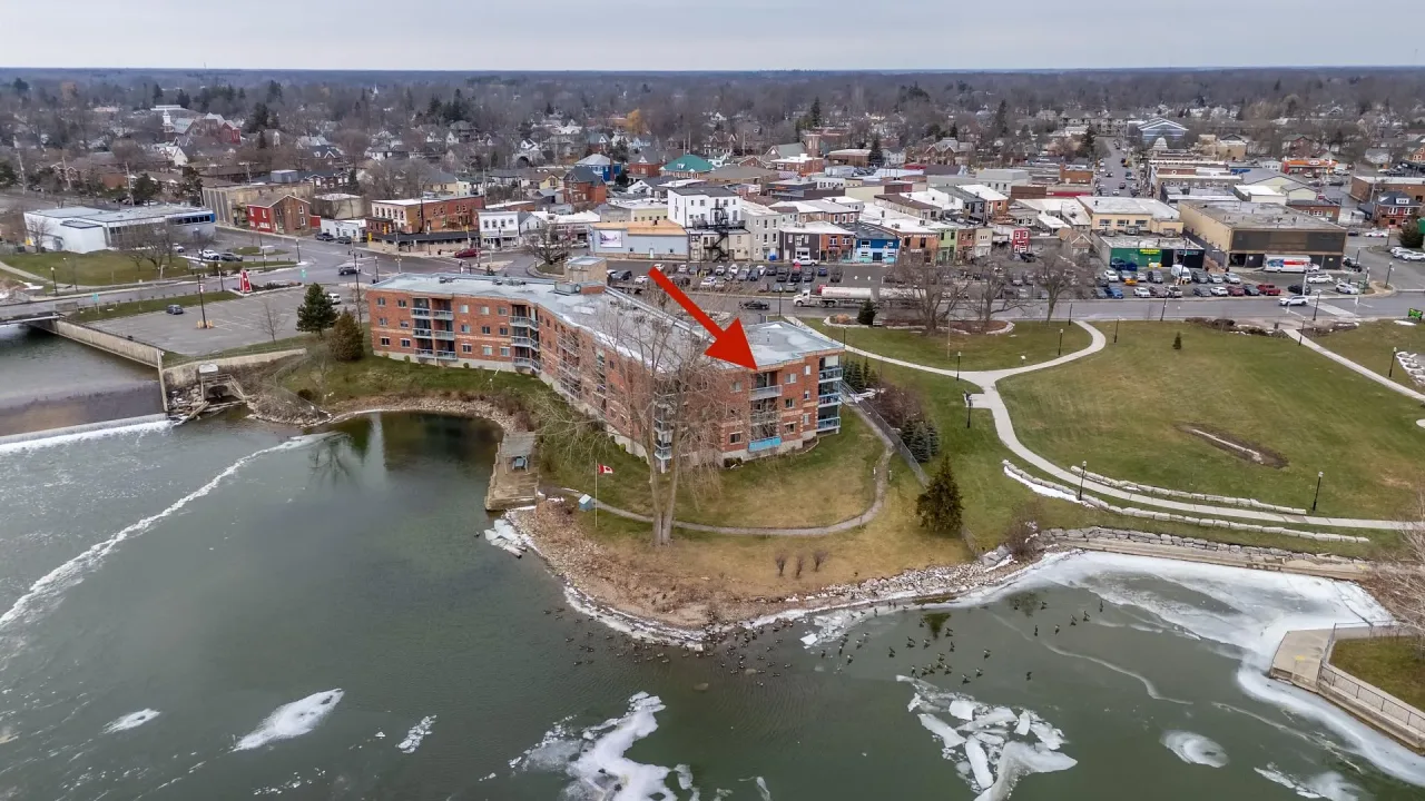 Grand River Landing exterior