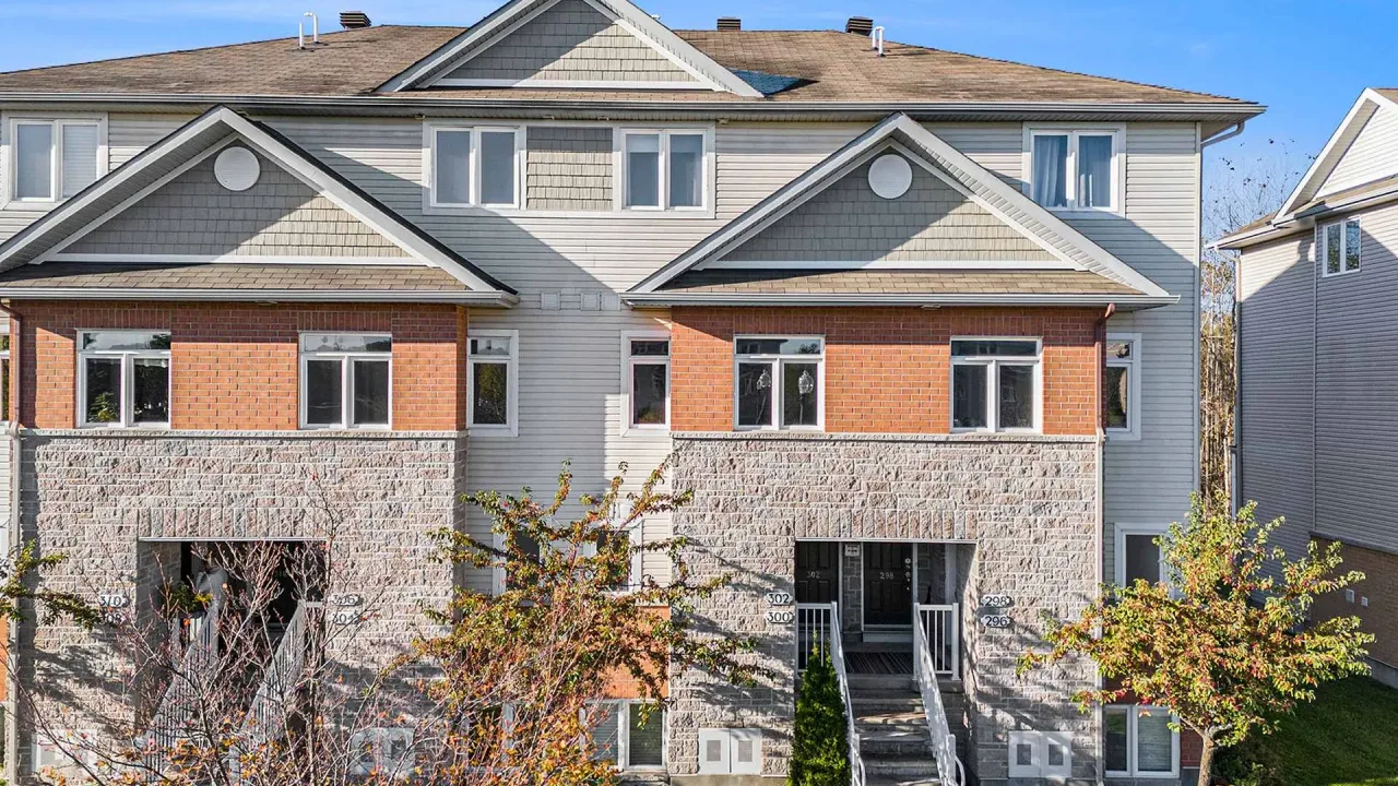 Kemptville Meadows condo building exterior