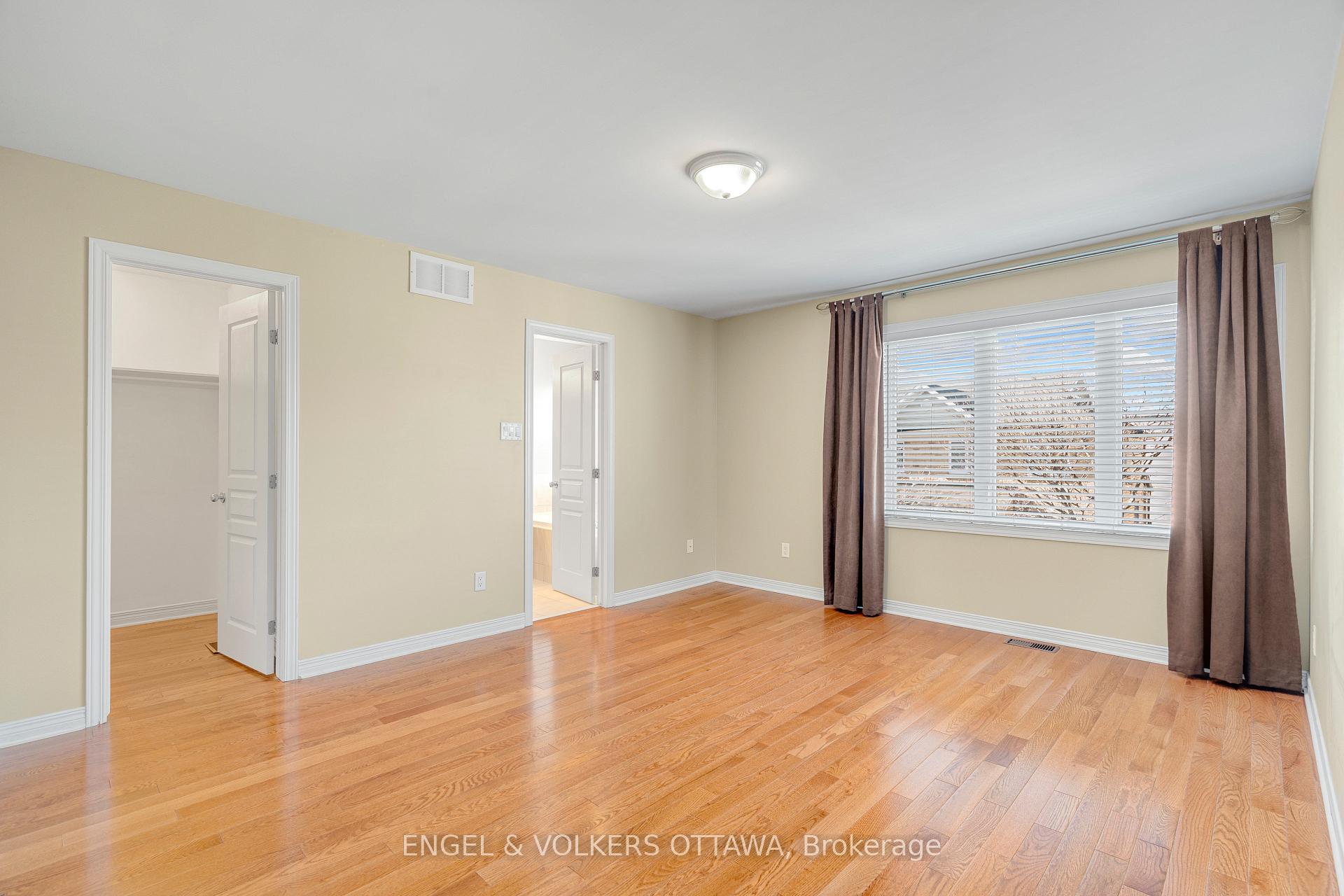 Photo 17 of 117 Encore Private, Ottawa, City View/Skyline/Fisher Heights/Parkwood Hills — HOMEH