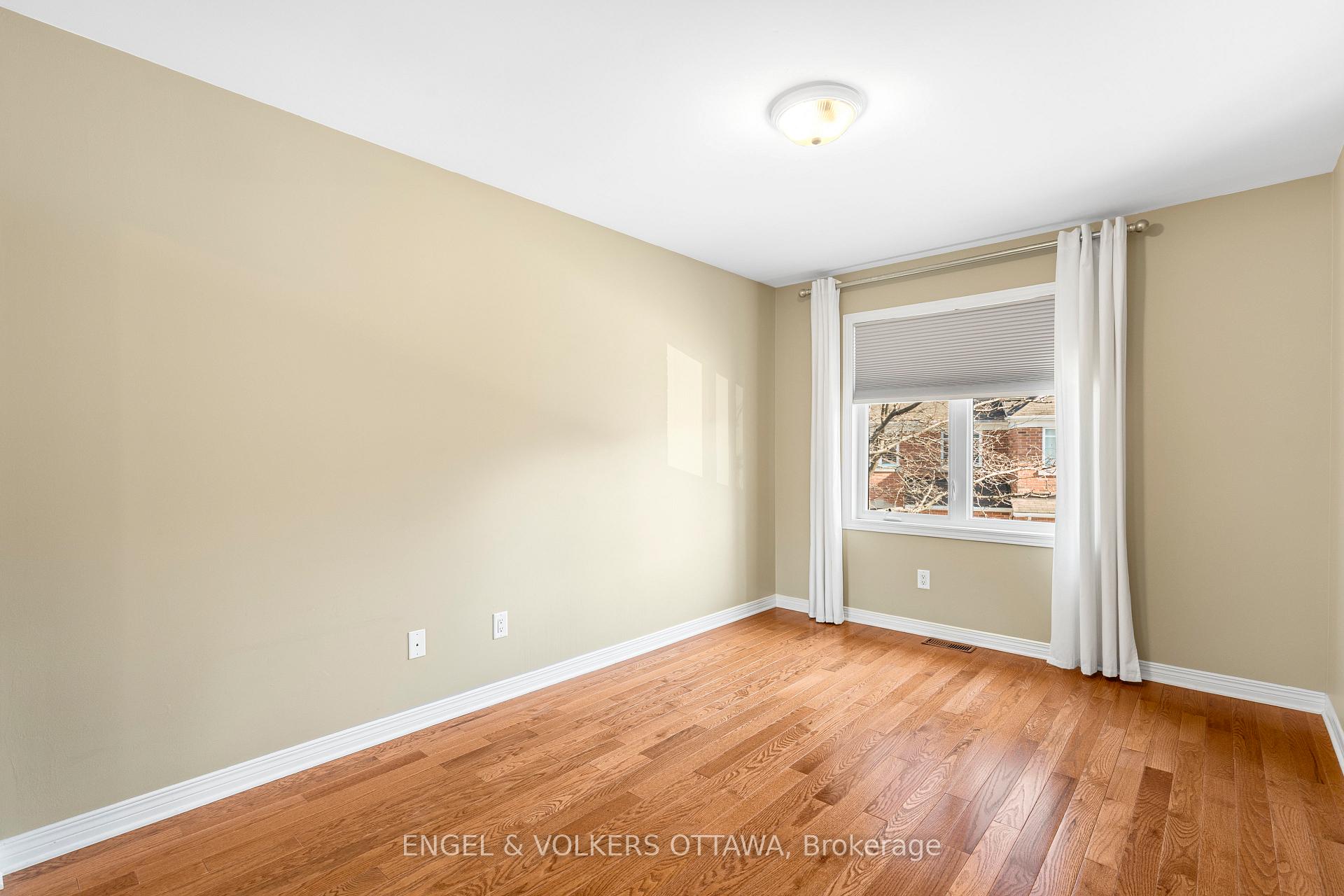 Photo 23 of 117 Encore Private, Ottawa, City View/Skyline/Fisher Heights/Parkwood Hills — HOMEH