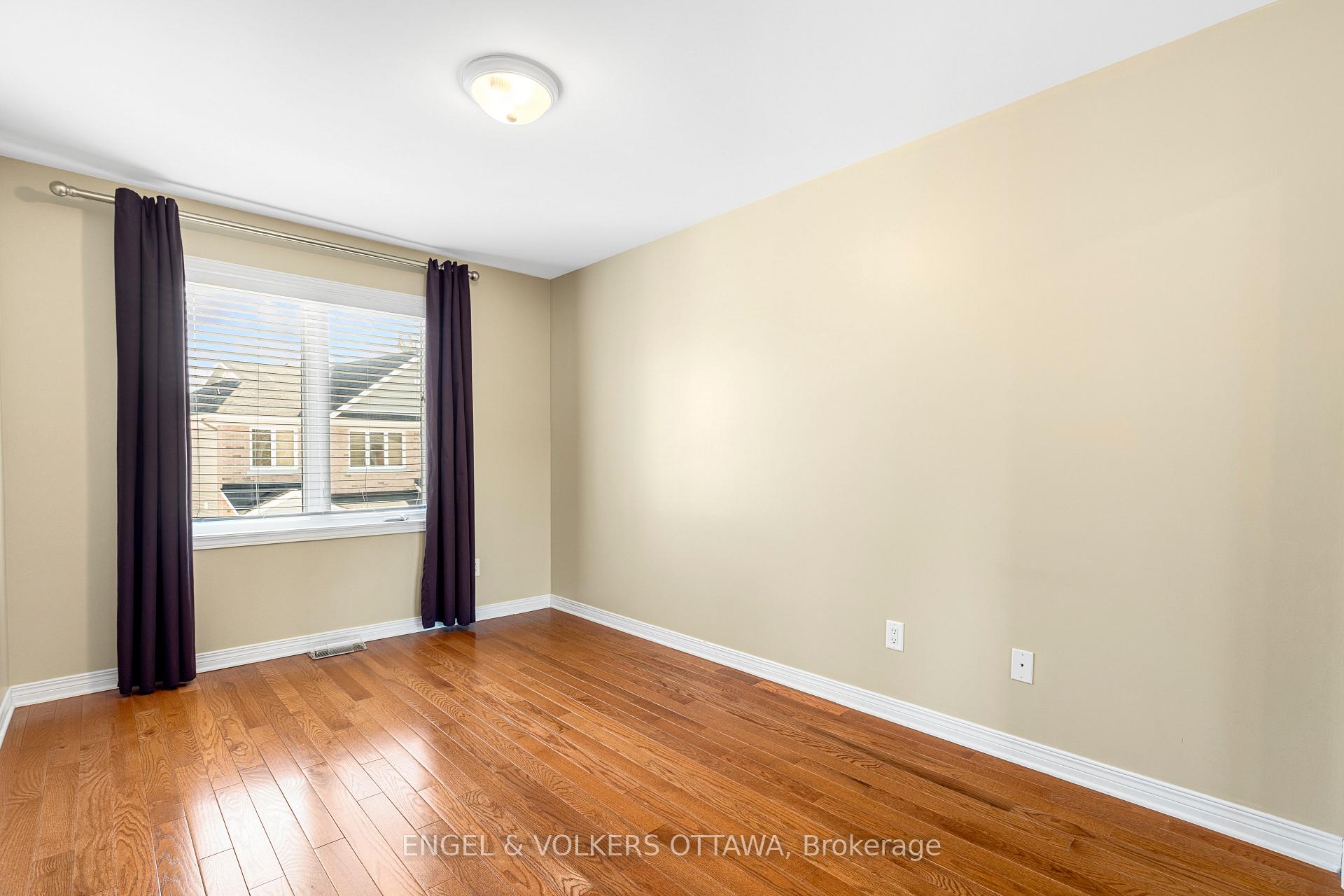 Photo 25 of 117 Encore Private, Ottawa, City View/Skyline/Fisher Heights/Parkwood Hills — HOMEH