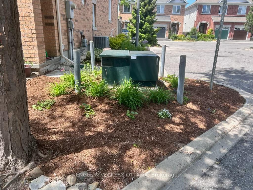 Photo 35 of 117 Encore Private, Ottawa, City View/Skyline/Fisher Heights/Parkwood Hills — HOMEH