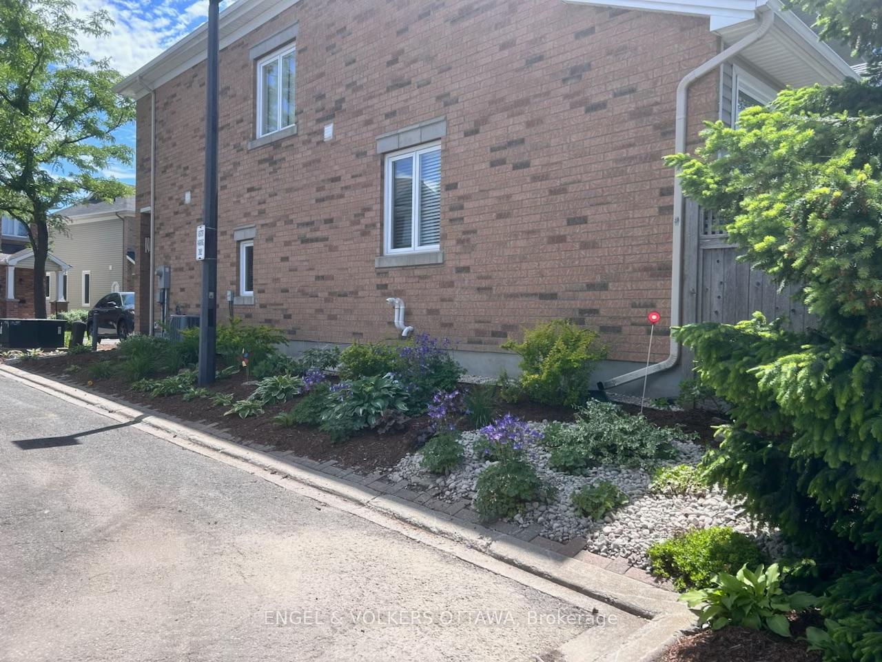 Photo 41 of 117 Encore Private, Ottawa, City View/Skyline/Fisher Heights/Parkwood Hills — HOMEH