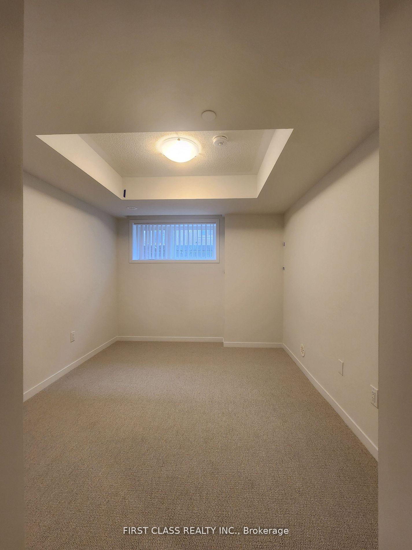 Photo 12 of Unit 290, 140 Honeycrisp Crescent, Vaughan, Vaughan Corporate Centre — HOMEH