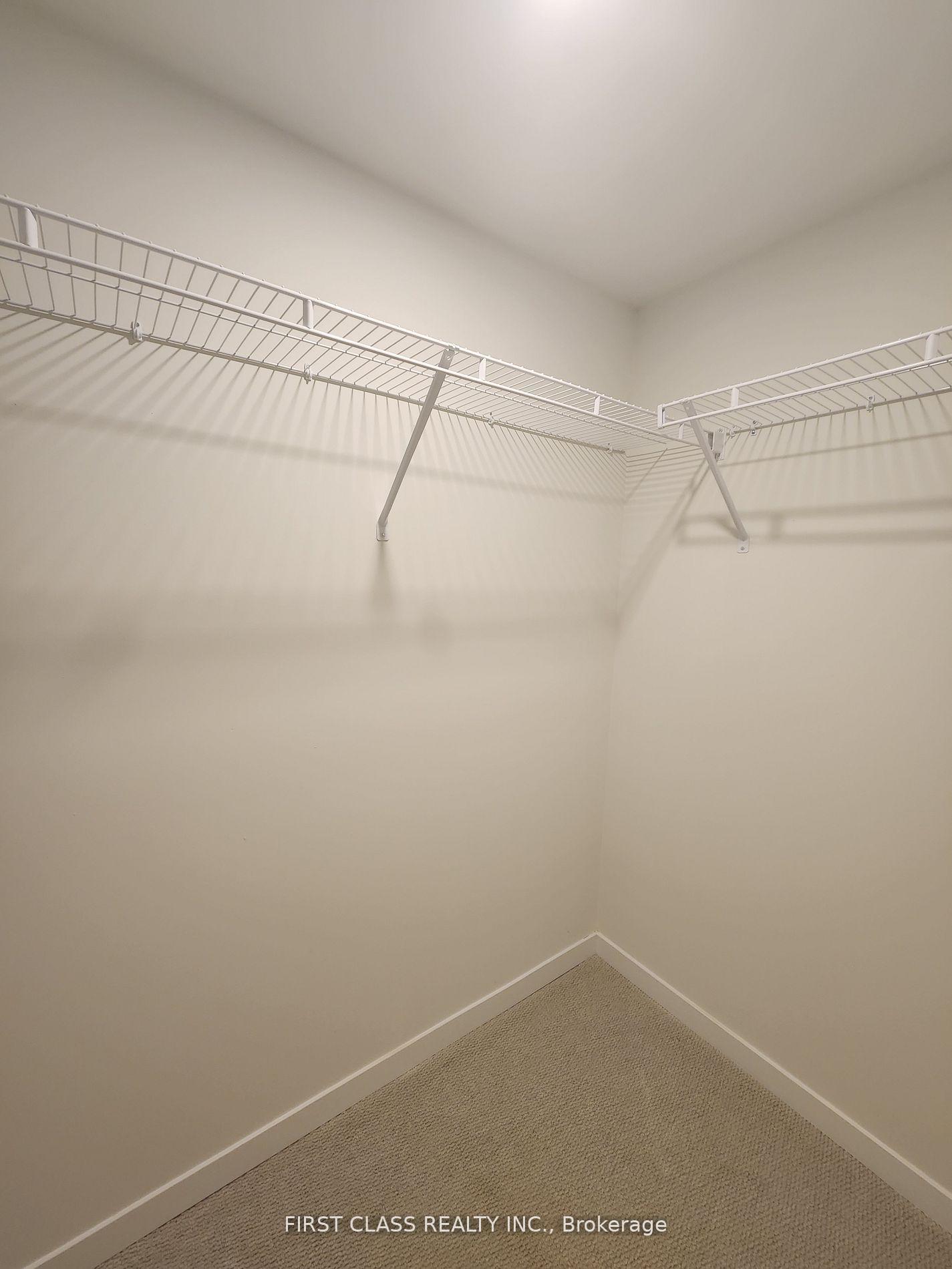 Photo 13 of Unit 290, 140 Honeycrisp Crescent, Vaughan, Vaughan Corporate Centre — HOMEH