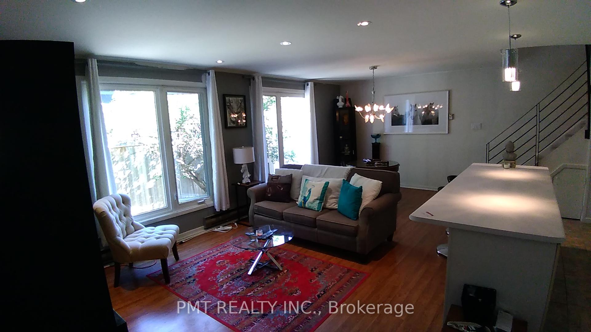 Photo 1 of Unit 4, 2064 Queen Street E, Toronto, The Beaches — HOMEH