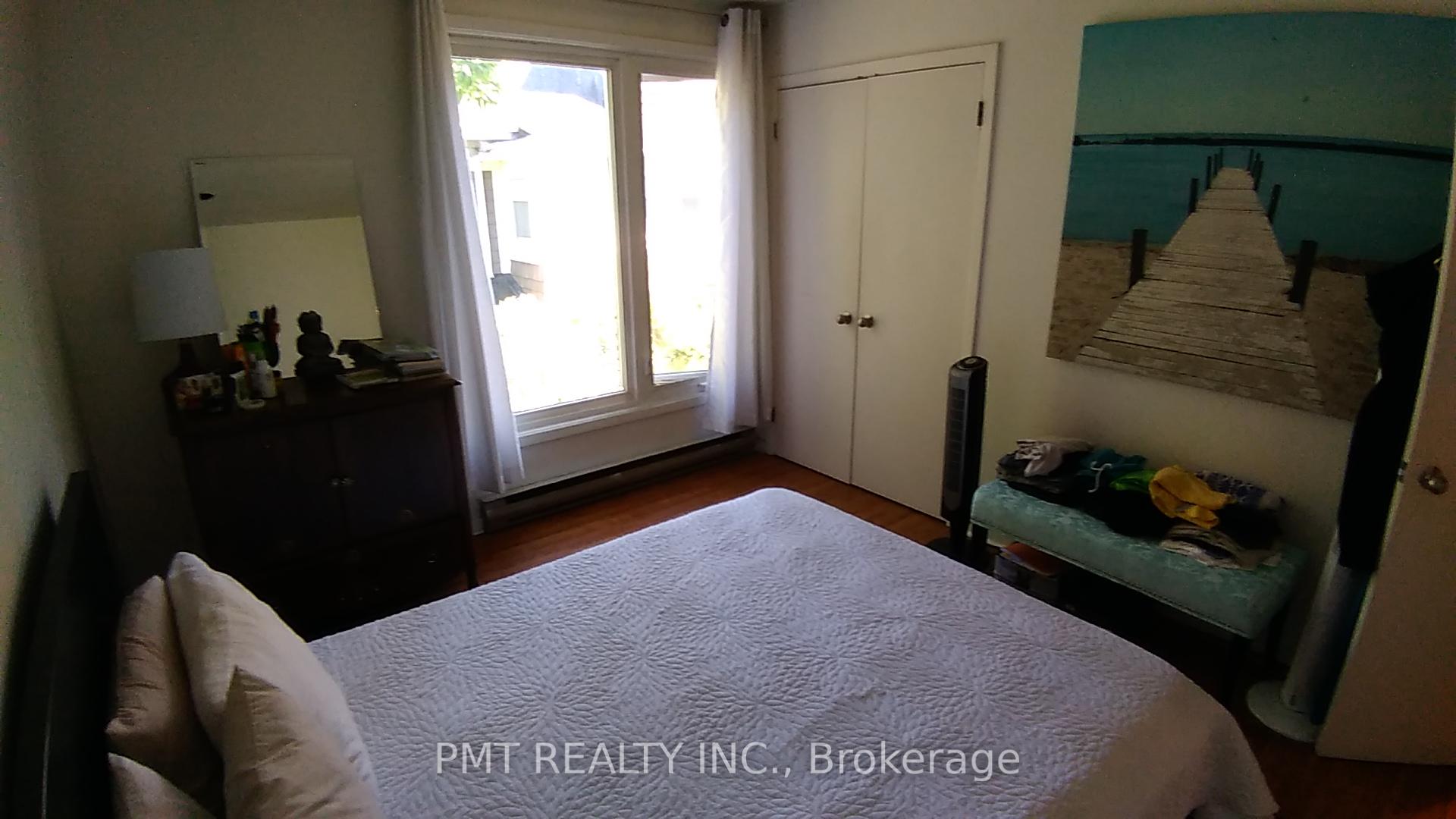 Photo 5 of Unit 4, 2064 Queen Street E, Toronto, The Beaches — HOMEH